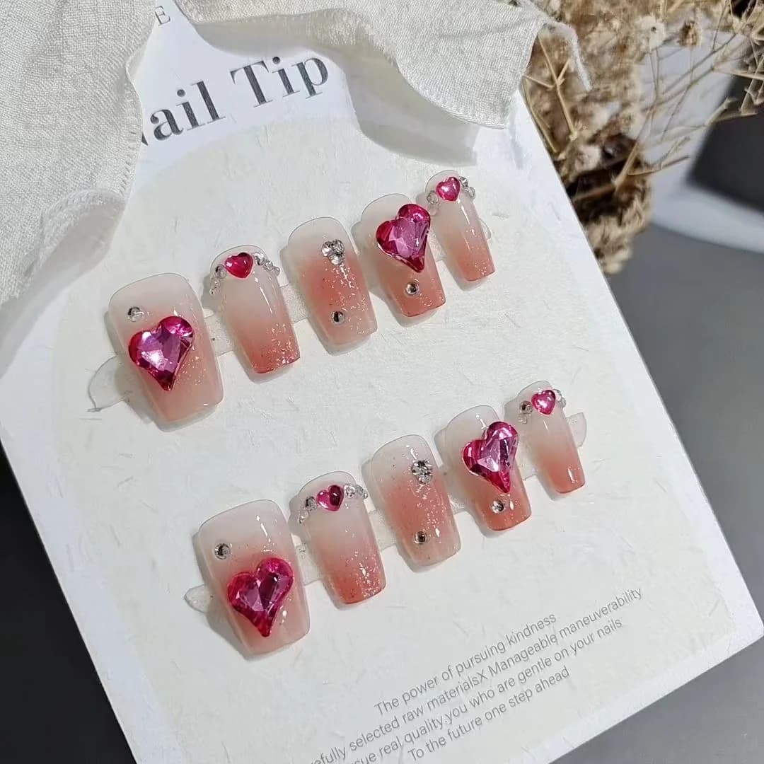 Uñas Postizas Rosa Palo con Strass de Corazón, 30 Piezas