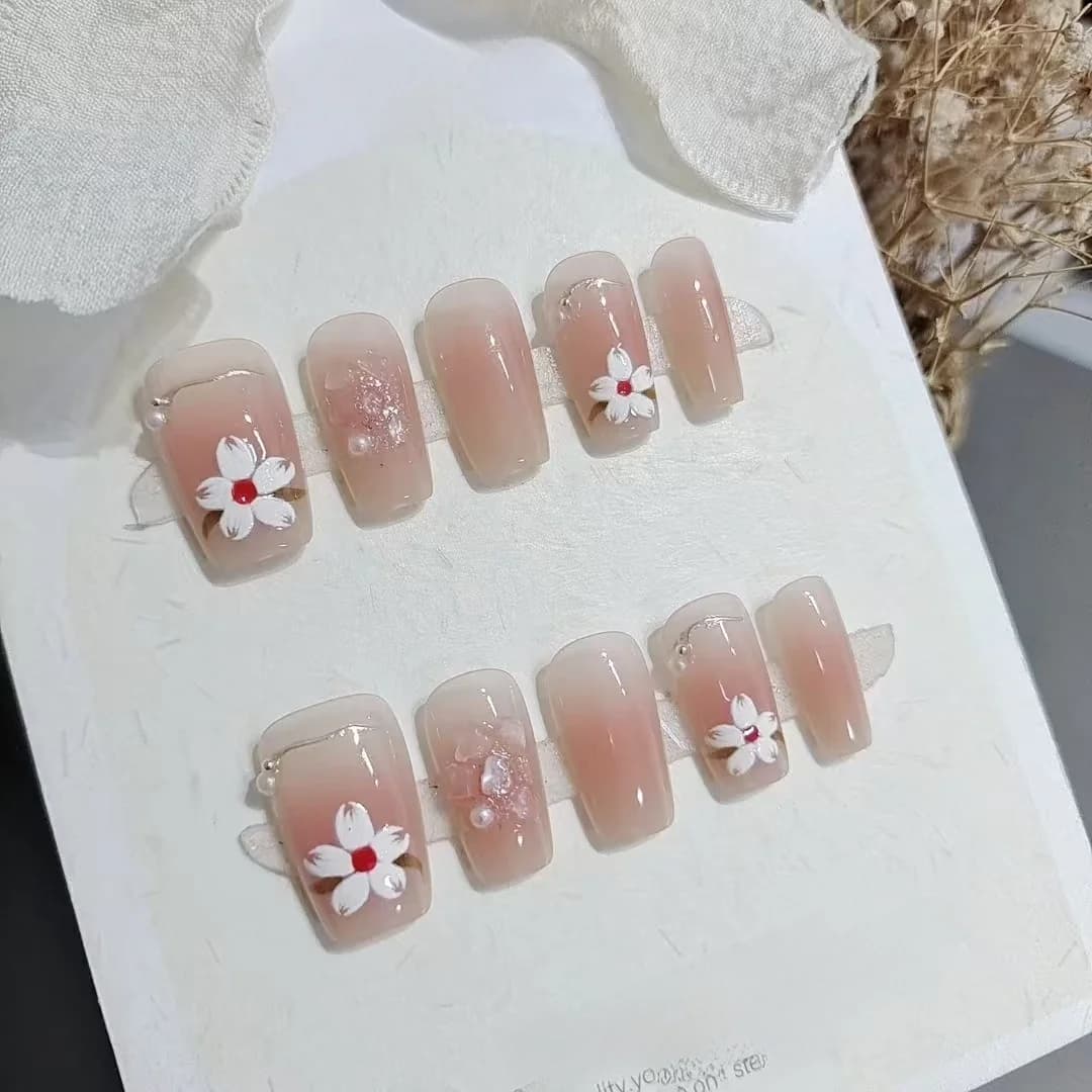 Uñas Postizas Florales Cortas Forma Ataúd Rosa Magnolia
