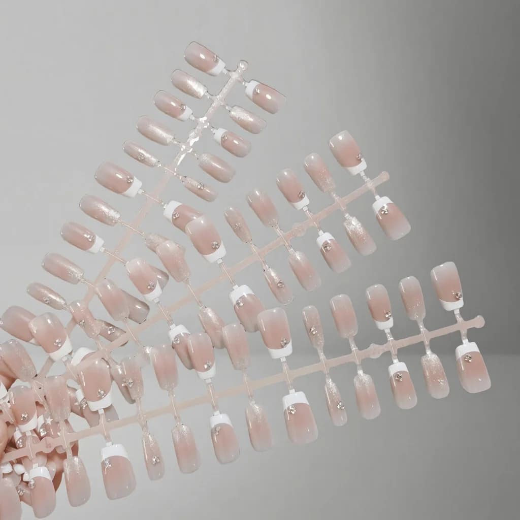 Uñas Postizas Francesas con Diamantes de Imitación y Diseño de Lazo, Forma Cuadrada Corta