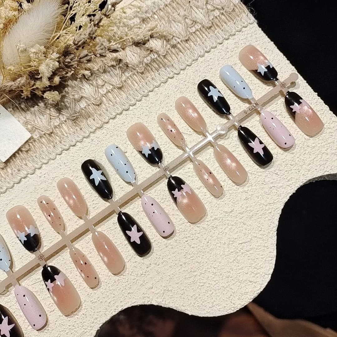 Uñas Postizas Ojo de Gato con Estrellas y Lunares, Manicura Estilo Dulce
