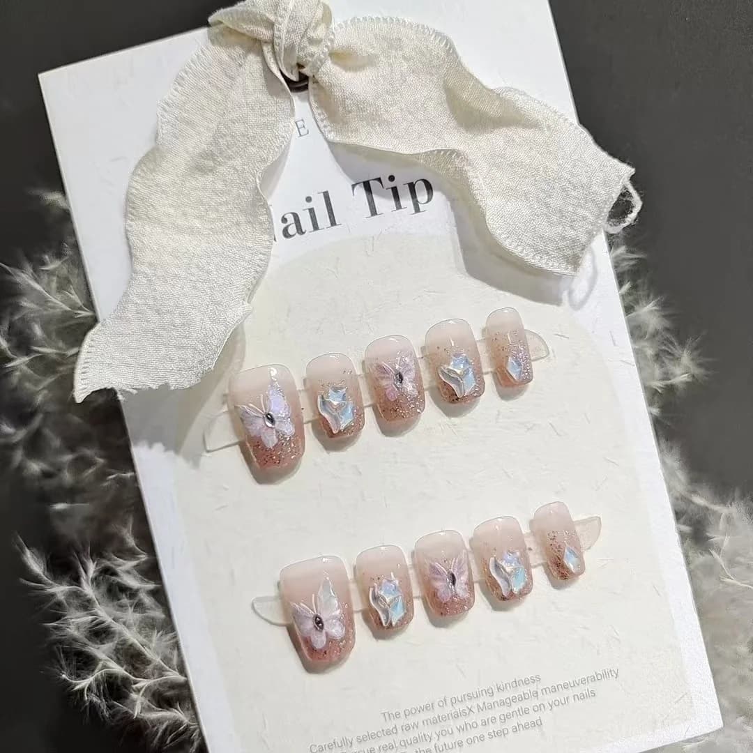 Uñas Postizas Cortas Forma Coffin con Mariposas y Strass, 10 Uds