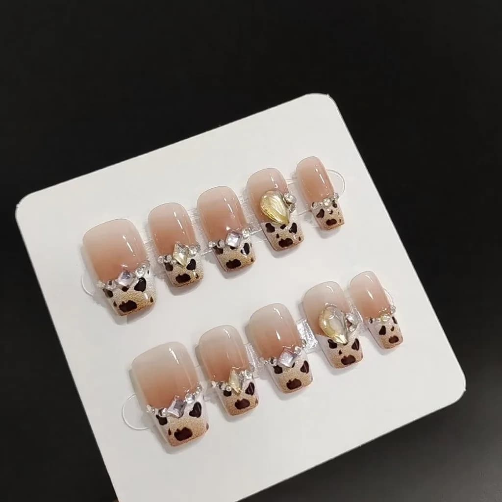 Uñas Postizas Estampado Leopardo Queso con Strass, Forma Coffin Corta