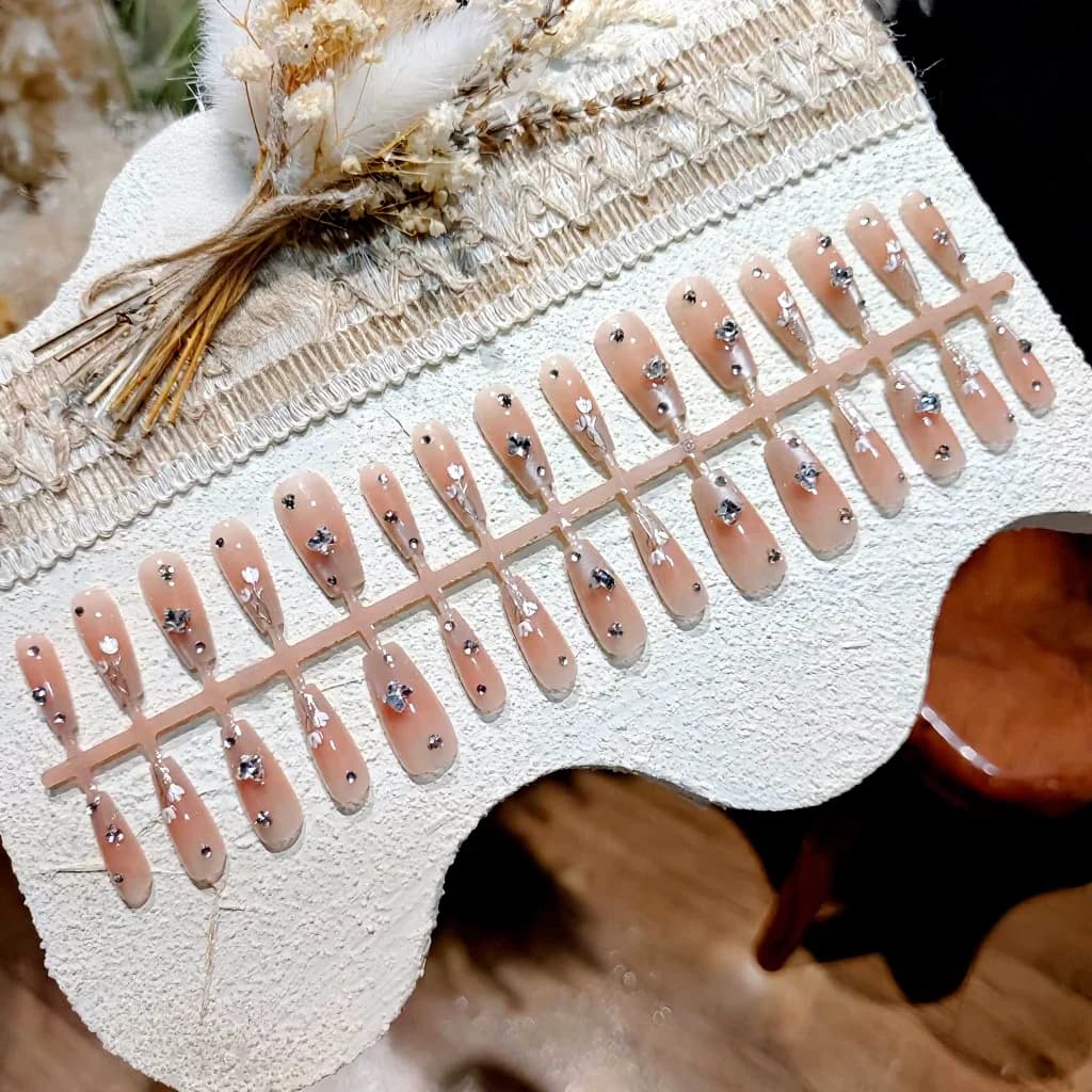 Uñas Postizas Punta Francesa Mariposa Floral con Piedras