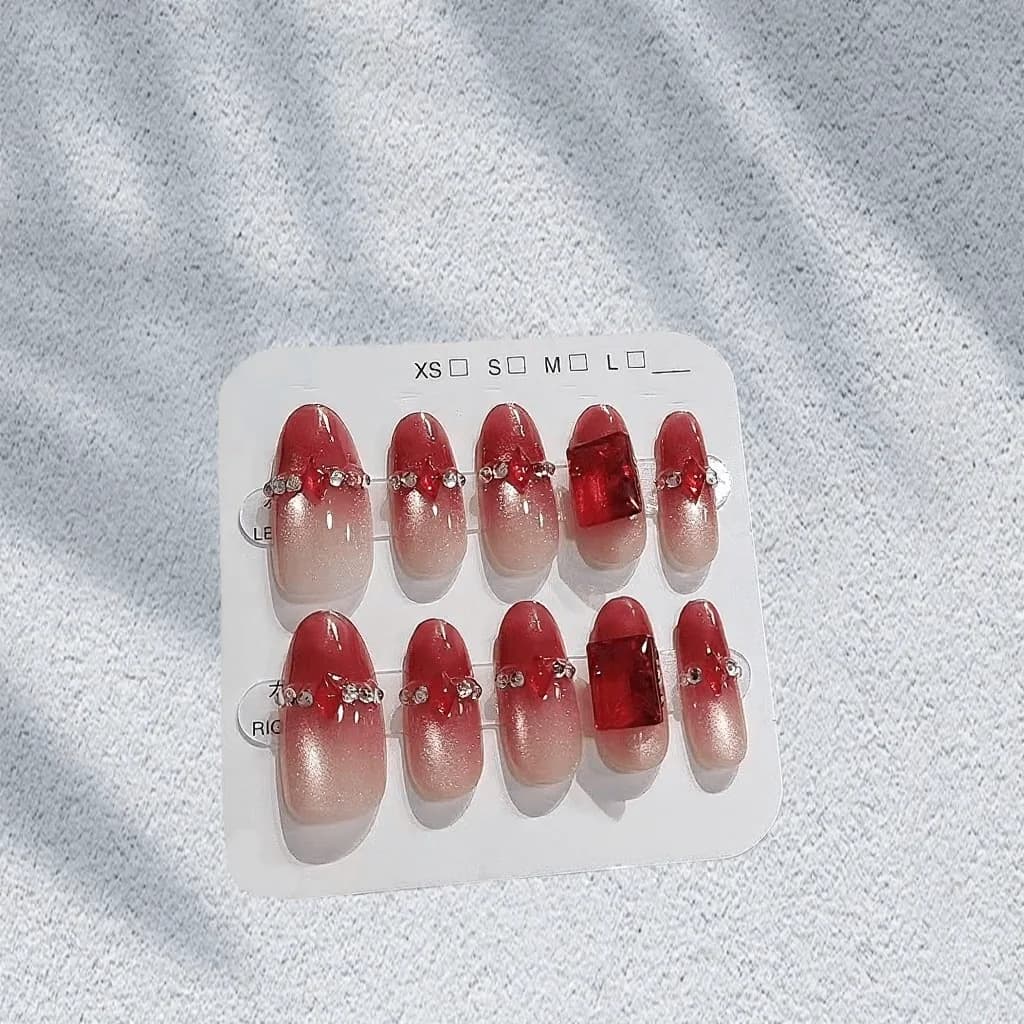 Uñas Postizas Ojo de Gato Rojo con Strass, Ovaladas Medianas, 30 Unidades