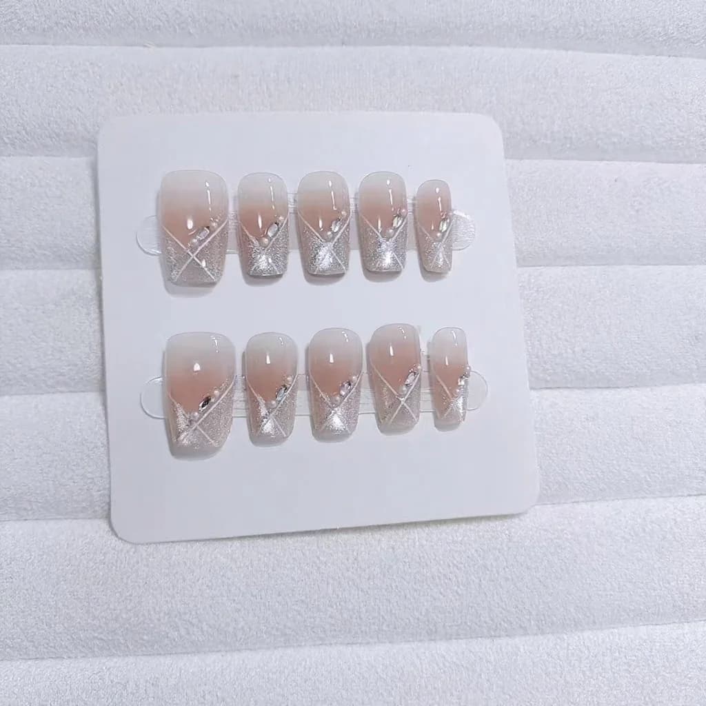 Uñas Postizas Cortas Coffin Ojo de Gato Rosa Empolvado Estilo Dulce 10 Unidades