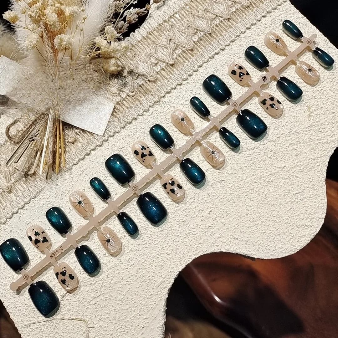 Uñas Postizas Cortas Ballerina Verde Oscuro Ojo de Gato
