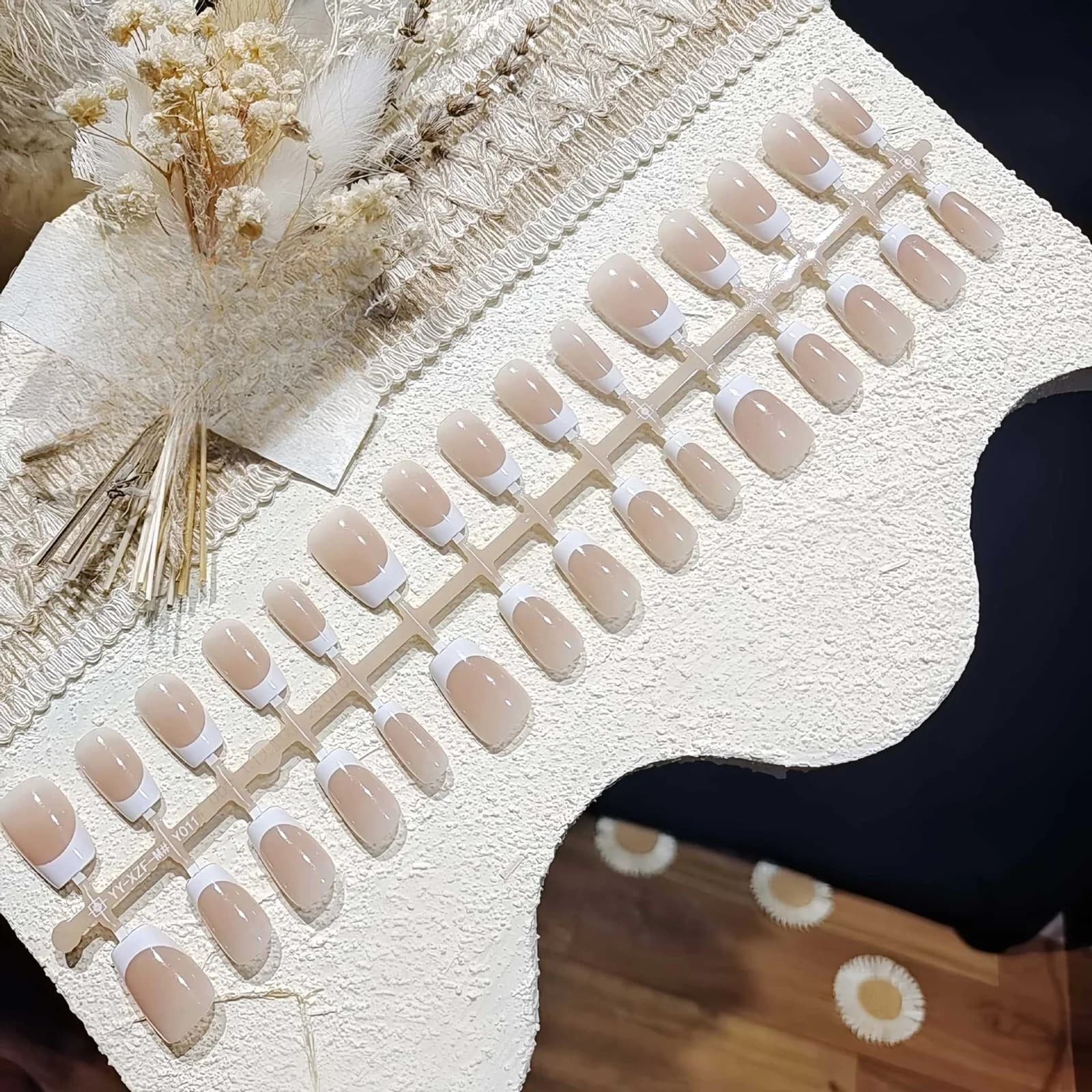 Uñas Postizas Cortas Estilo Francés Nude Natural para Uso Diario