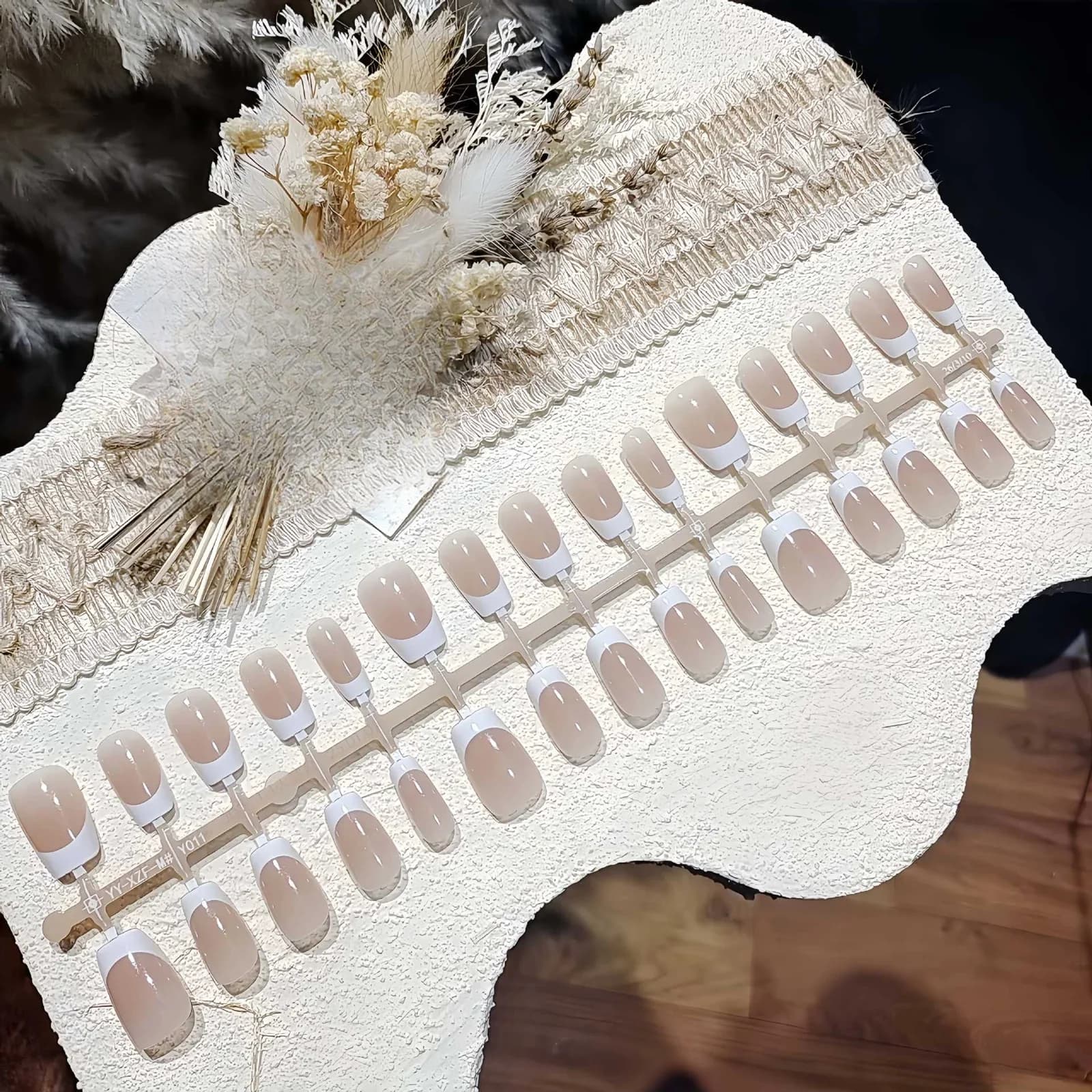 Uñas Postizas Cortas Estilo Francés Nude Natural para Uso Diario