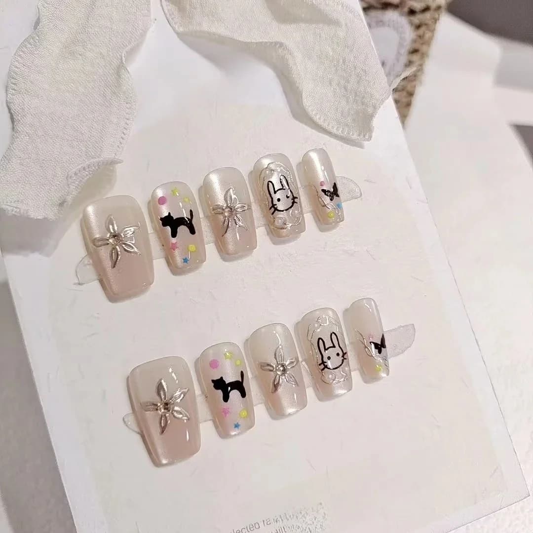 Uñas Postizas Cortas Forma Ataúd con Gato Negro y Conejo