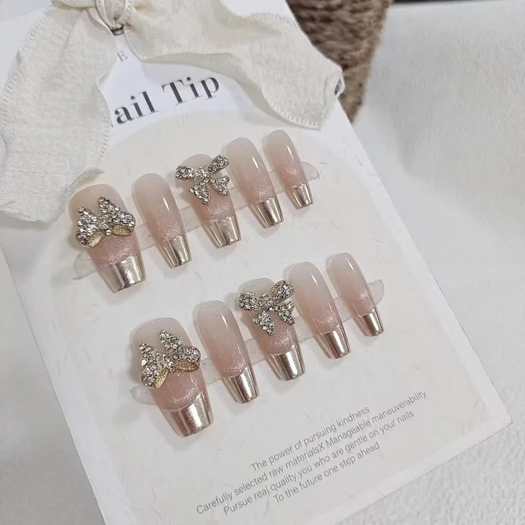 Uñas Postizas Ojo de Gato Mariposa con Acabado Cromado Espejo