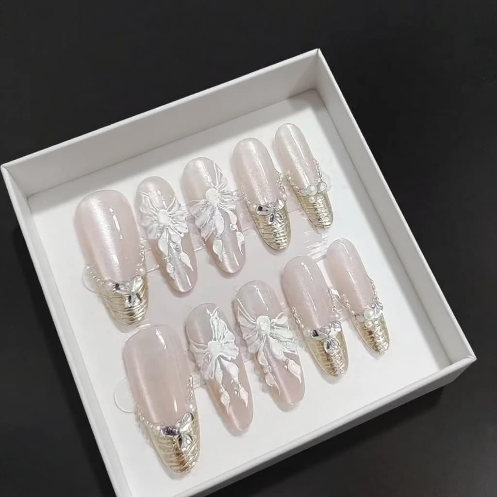 Uñas Postizas con Mariposas y Flores 3D, Forma Stiletto Larga