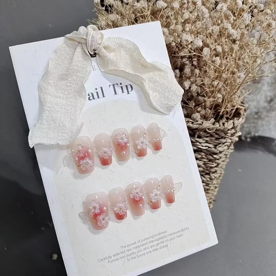 Uñas Postizas Florales Forma Ataúd Corta Diseño Rubor Lindo 10 Piezas