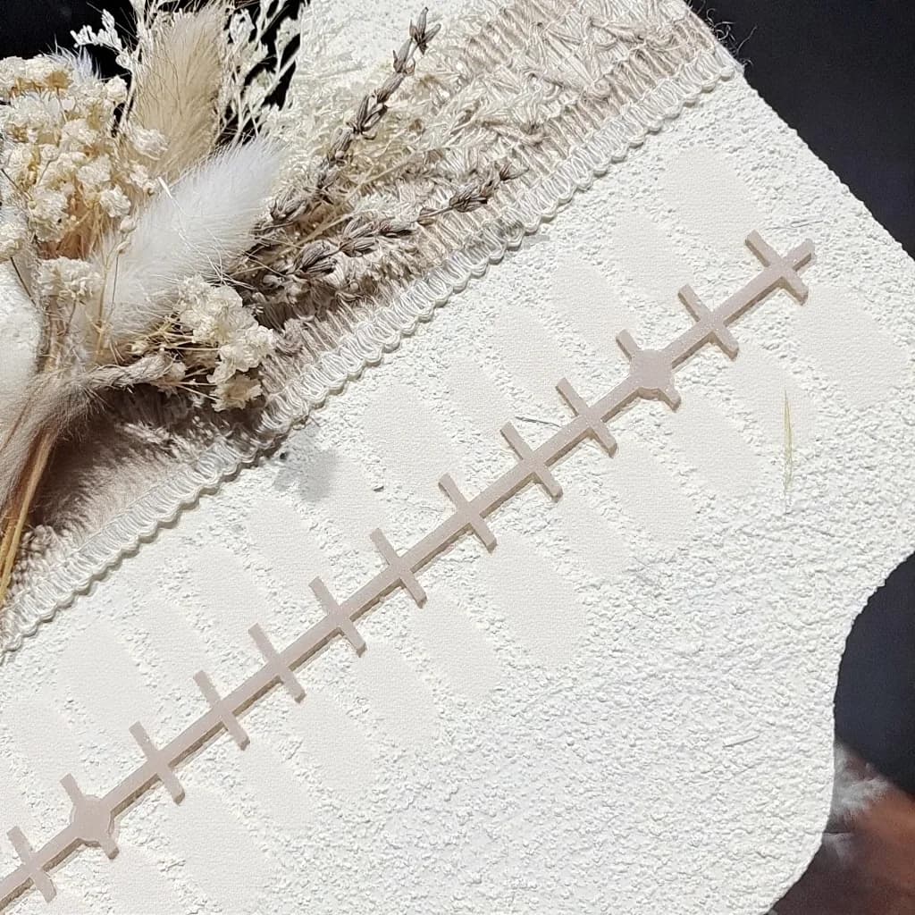 Uñas Postizas Ojo de Gato con Flores de Cerezo y Cristales