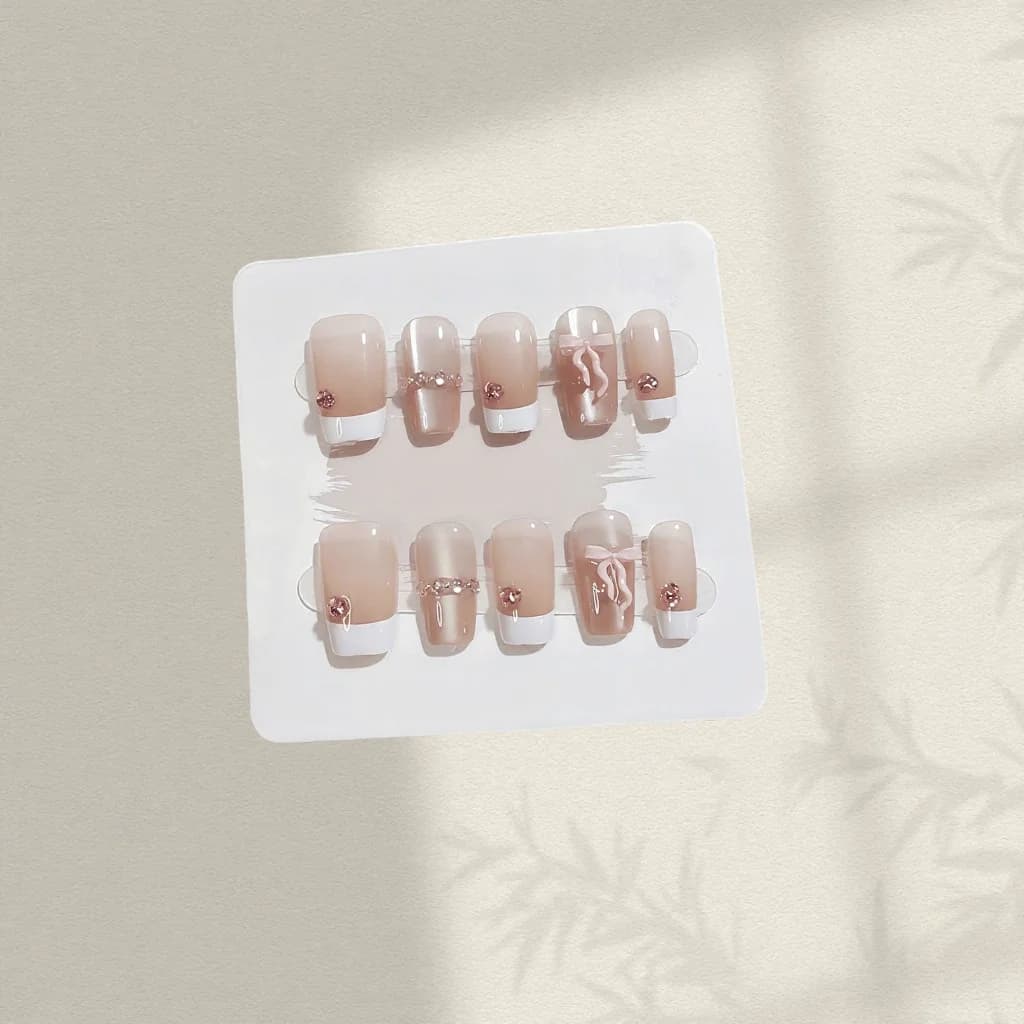 Uñas Postizas con Lazo Rosa, Punta Francesa, Forma Coffin Corta