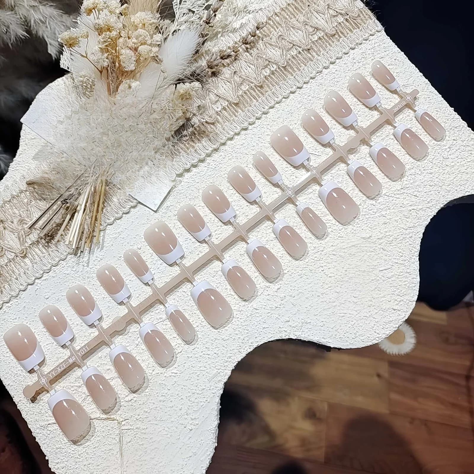 Uñas Postizas Cortas Estilo Francés Nude Natural para Uso Diario