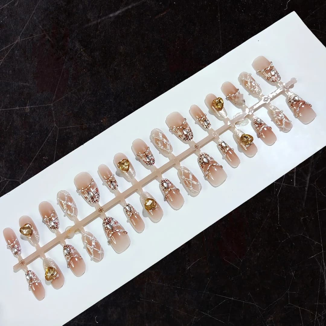 Uñas Postizas Ovaladas Medianas Ojo de Gato con Purpurina y Perlas, 30 Unidades