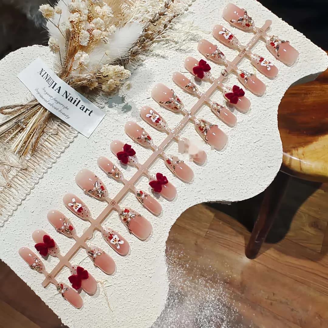 Uñas Postizas Ojo de Gato Punta Francesa con Strass y Diseño de Lazo