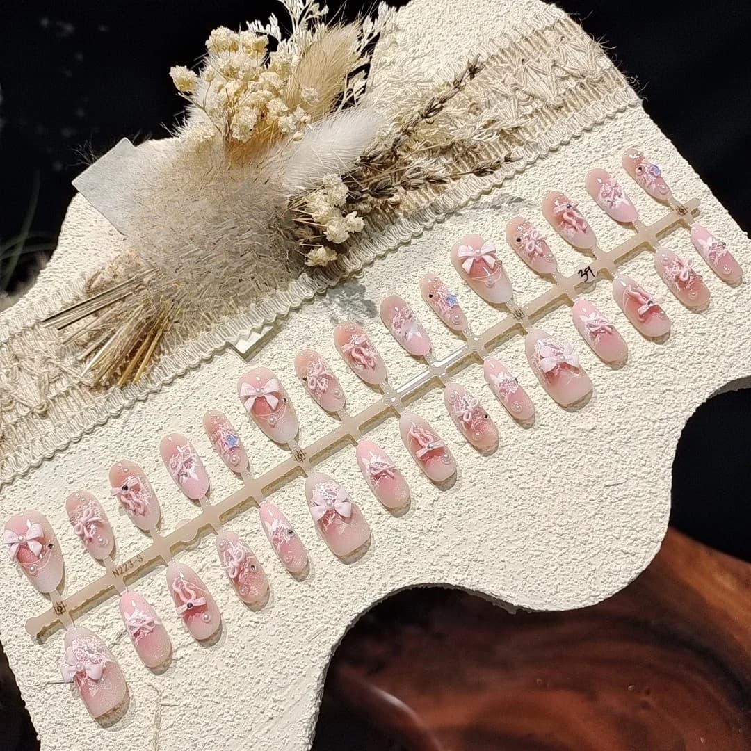 Uñas Postizas Ojo de Gato Rosa Niebla con Encaje y Cristales