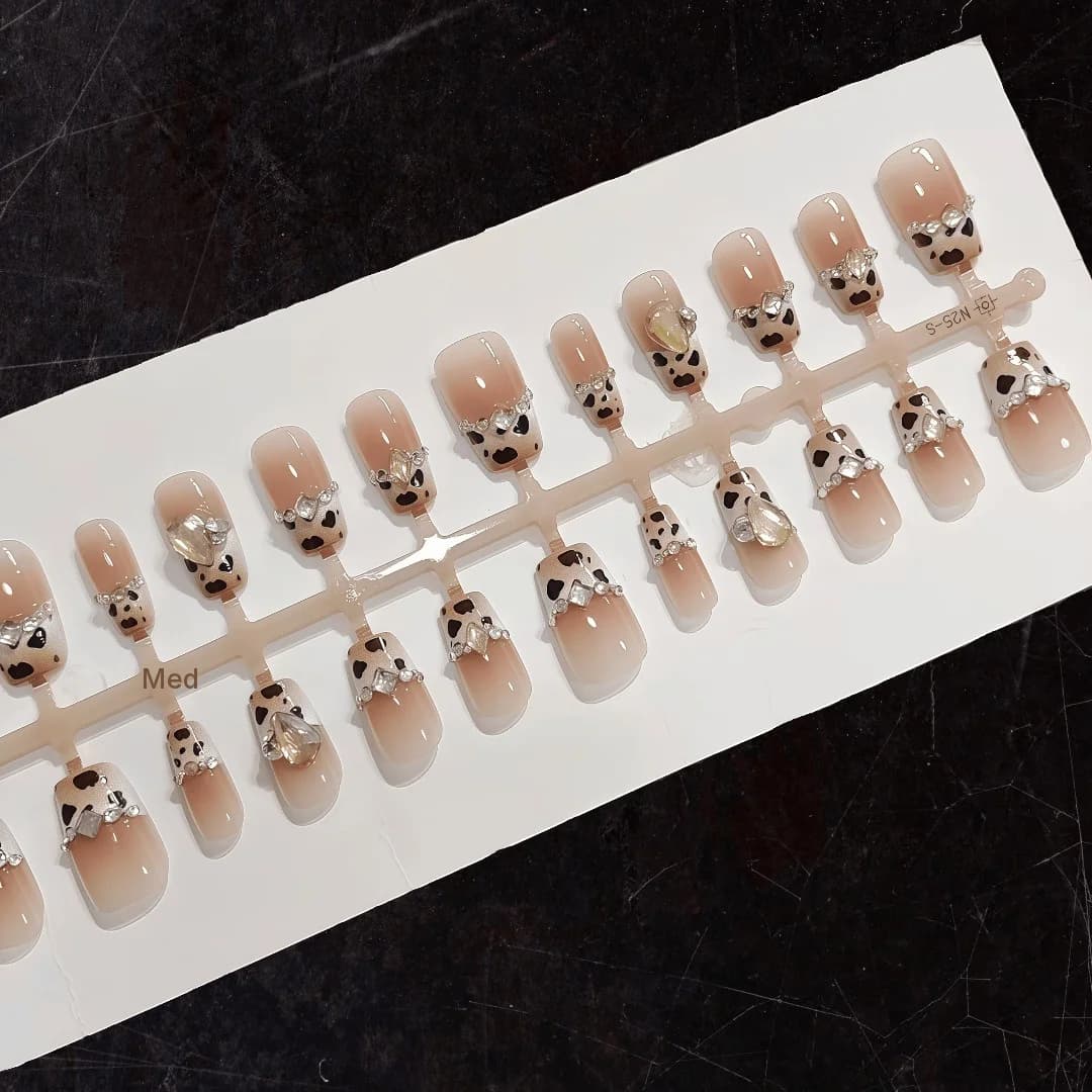 Uñas Postizas Cortas Coffin con Estampado Leopardo Queso y Cristales