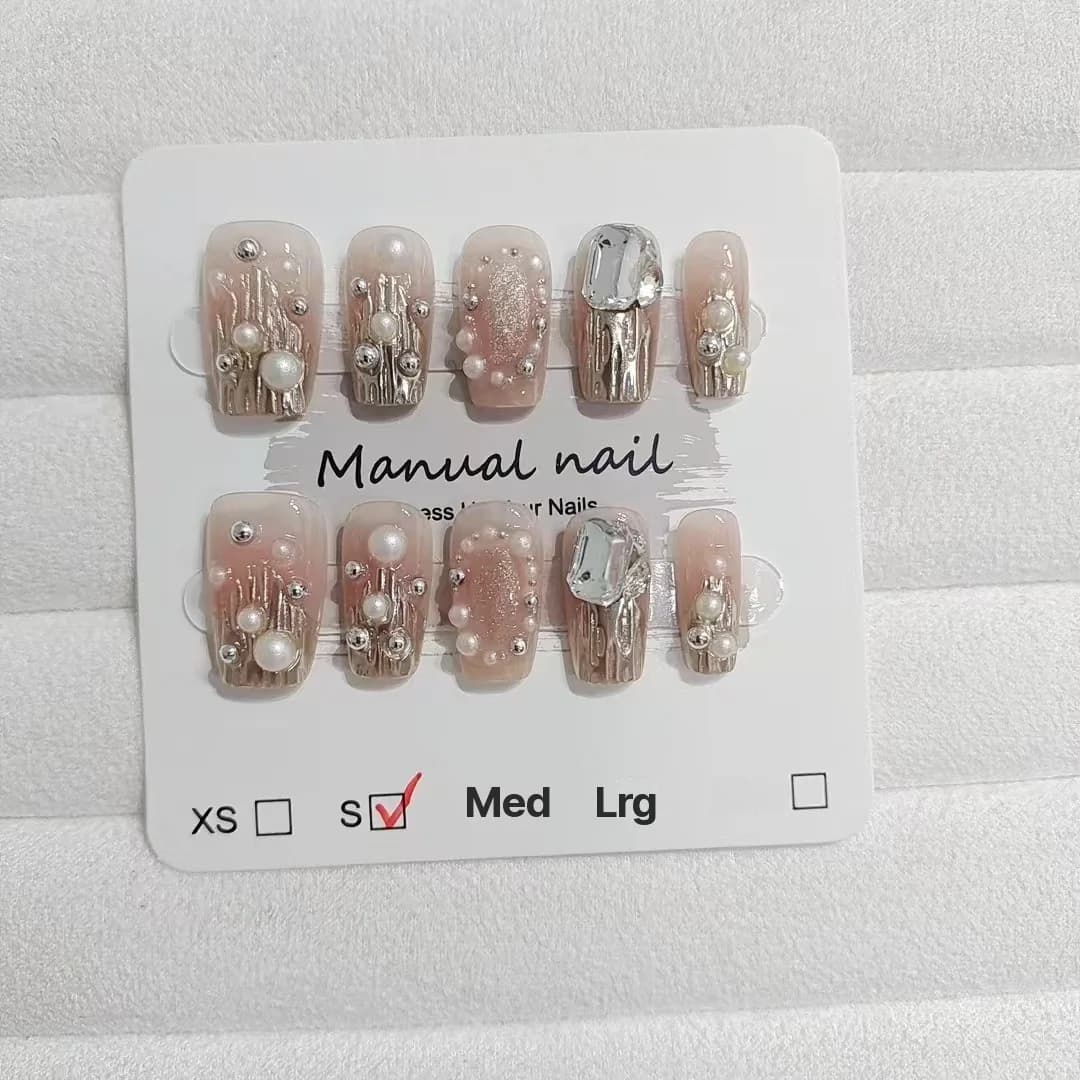 Uñas Postizas con Cristales Dorados y Perlas, Puntas Cuadradas Cortas con Purpurina