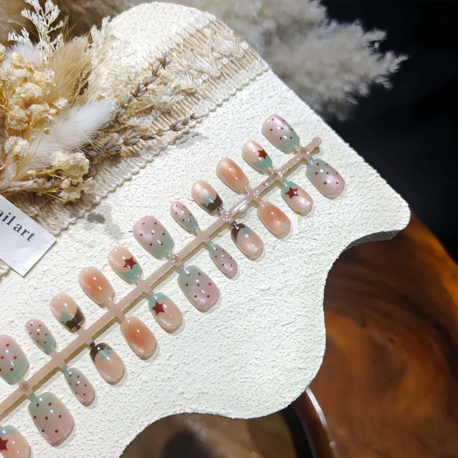 Uñas Postizas Cortas Ballet Diseño Ojo de Gato Menta con Cuentas de Vidrio