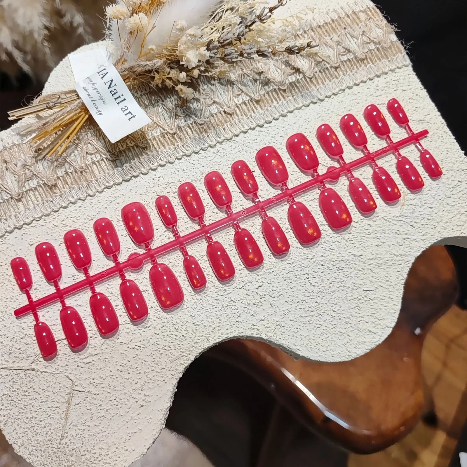 Uñas Postizas Ojo de Gato con Cuentas de Vidrio Preencoladas