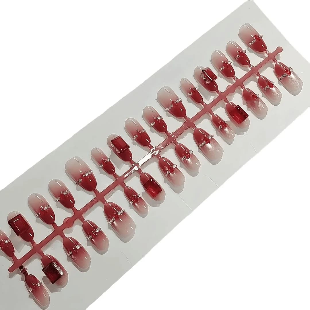 Uñas Postizas Ojo de Gato Rojo con Strass, Ovaladas Medianas, 30 Unidades