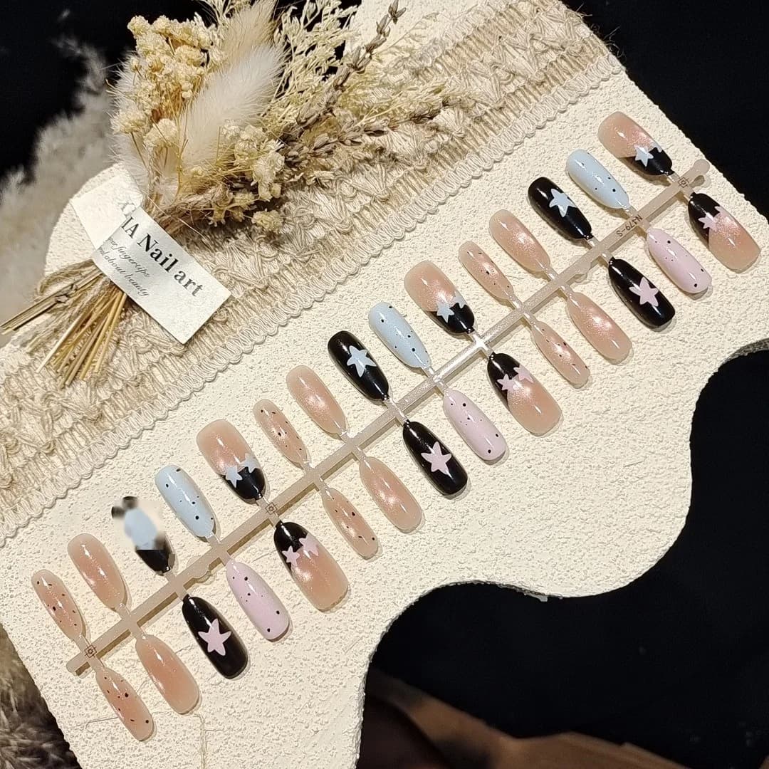 Uñas Postizas Ojo de Gato con Estrellas y Lunares, Manicura Estilo Dulce
