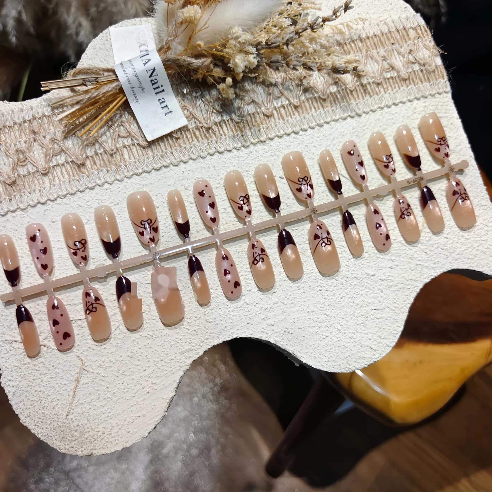 Uñas Postizas Ojo de Gato Mariposa Caramelo Forma Ovalada Mediana 30 Uds
